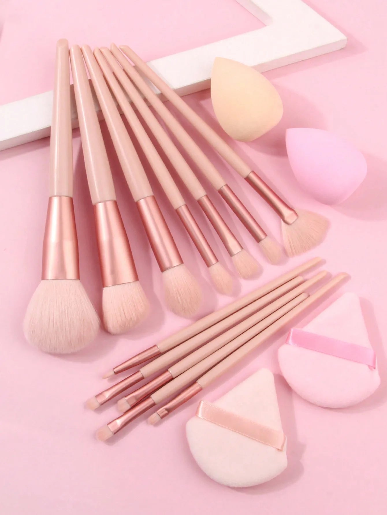 12Pcs Soft Makeup Brushes Set