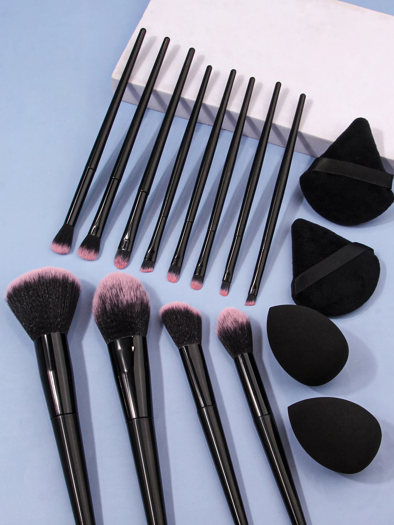 12Pcs Soft Makeup Brushes Set